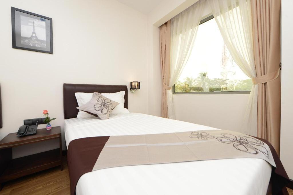 Hotel Lexus Yangon Dış mekan fotoğraf