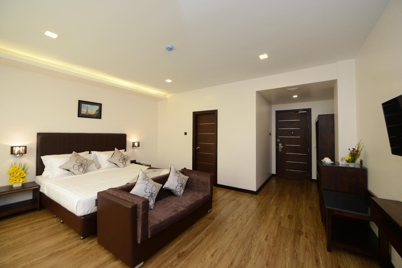 Hotel Lexus Yangon Dış mekan fotoğraf