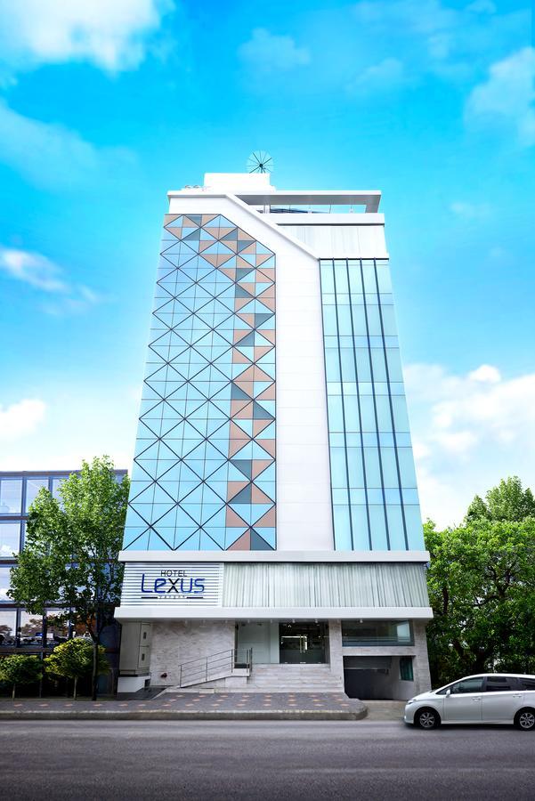 Hotel Lexus Yangon Dış mekan fotoğraf
