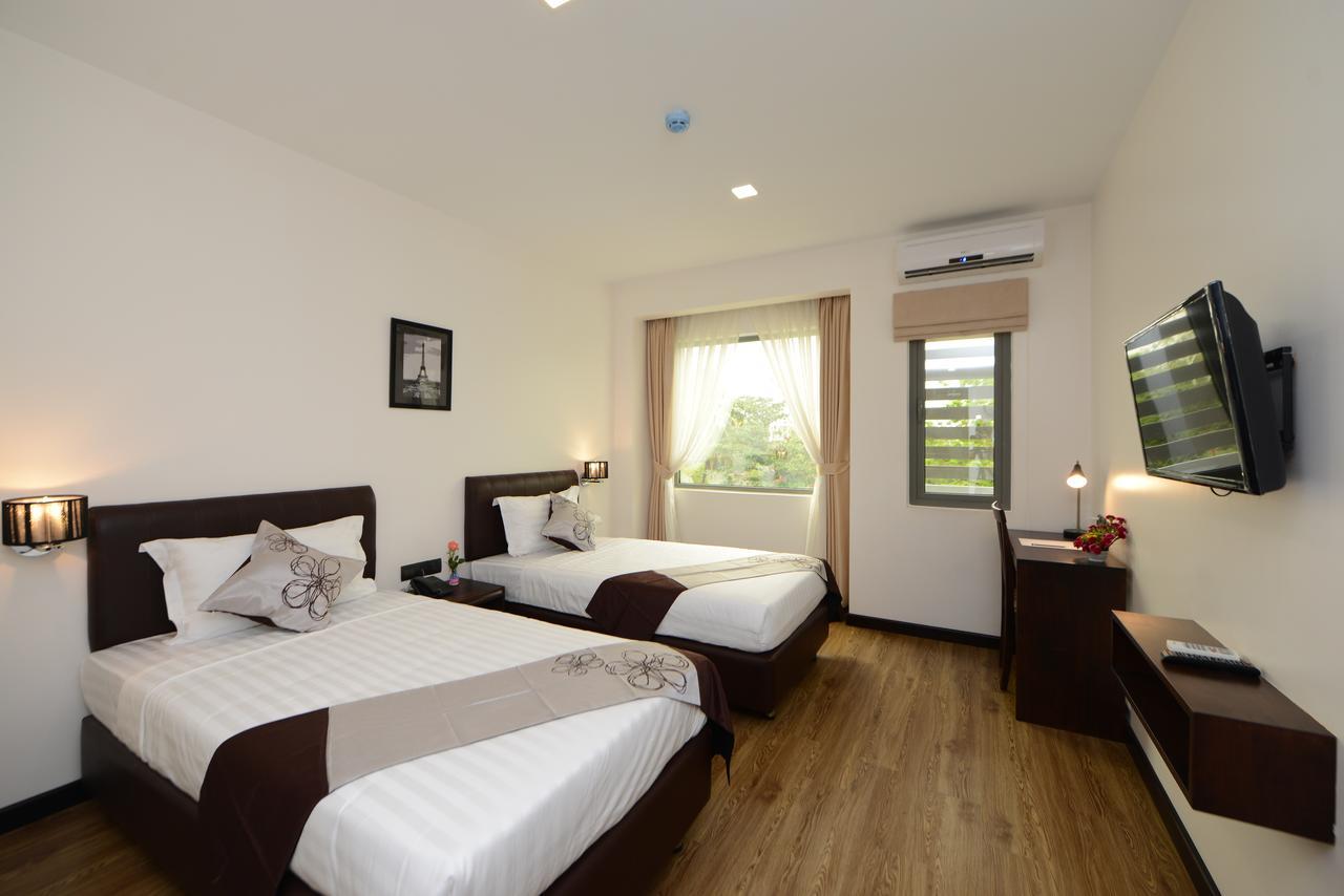 Hotel Lexus Yangon Dış mekan fotoğraf